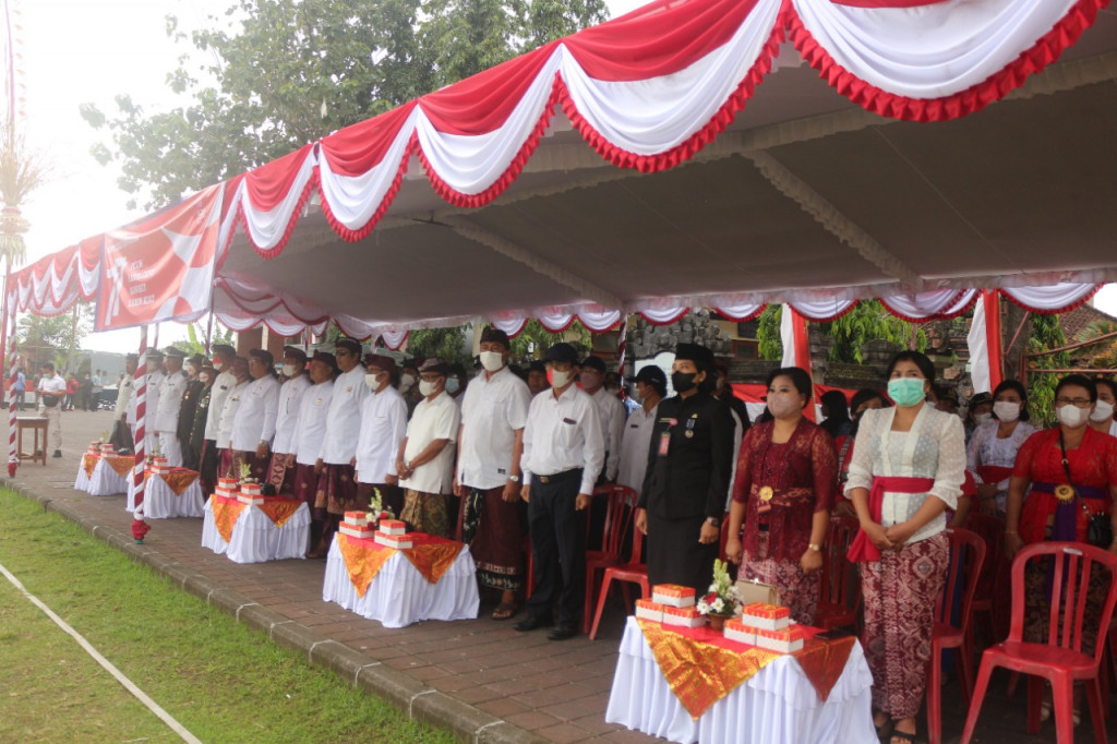 Berjalan Khidmat, Upacara Peringatan Hari Ulang Tahun (HUT) ke-77 Tahun Kemerdekaan Republik Indonesia di Desa Dalung
